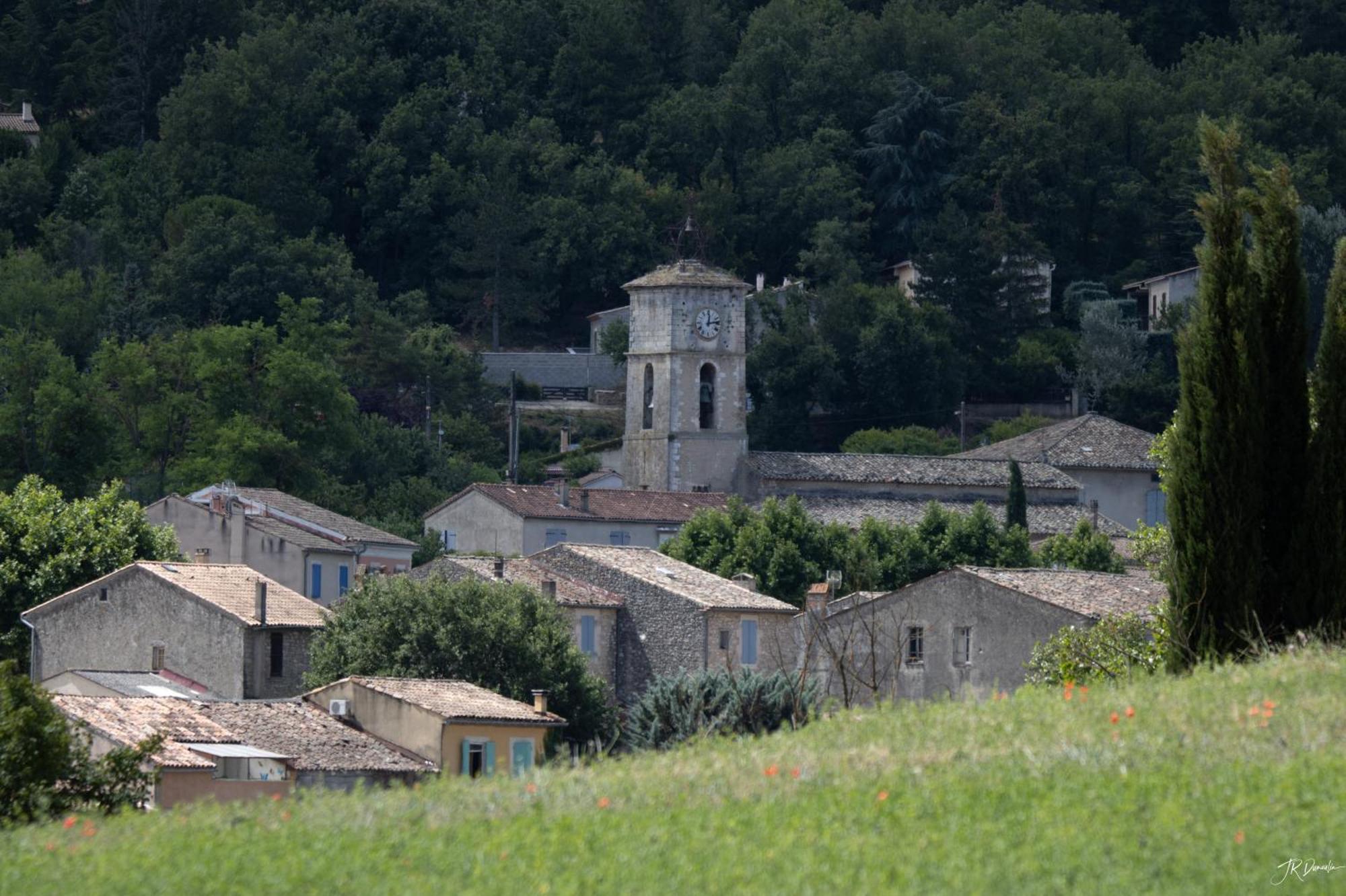Studio Dans Le Luberon Cereste Luaran gambar